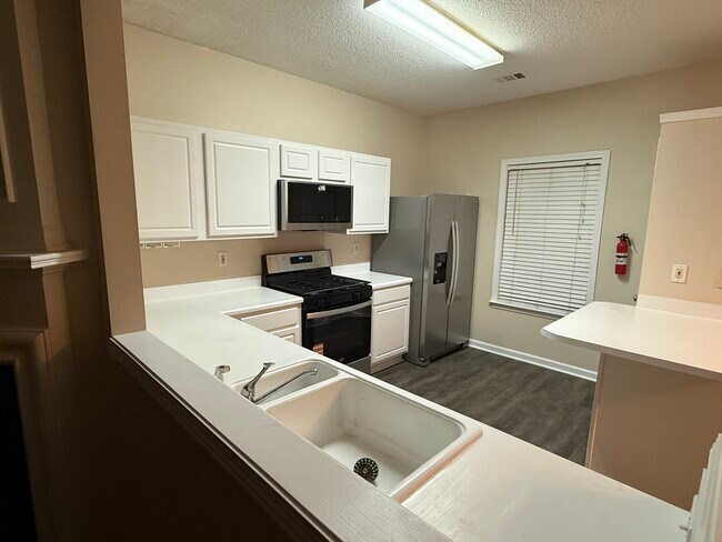 Foto del edificio - 2765 Ashleigh Ln