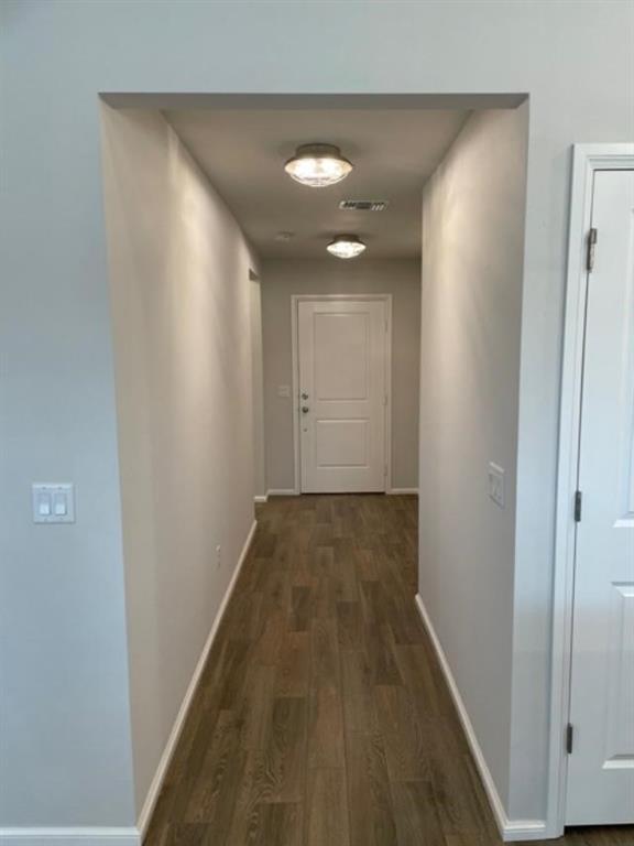 Building Photo - 425 Compass Dr