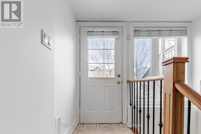 Building Photo - 26 Greensides Ave