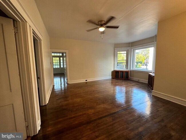 Foto del edificio - 451 Main St