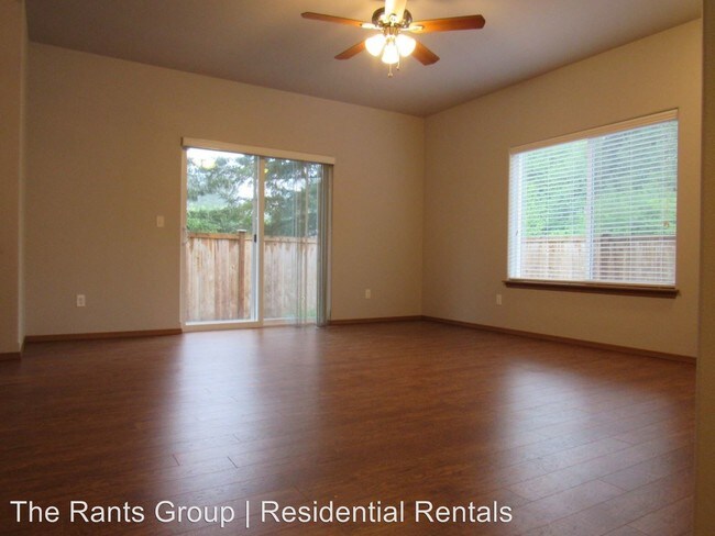 Foto del edificio - 515 Firewillow St NW