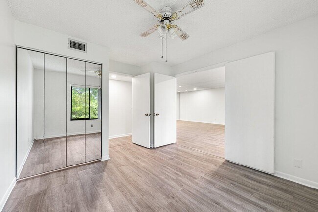 Foto del edificio - 3618 Alder Dr