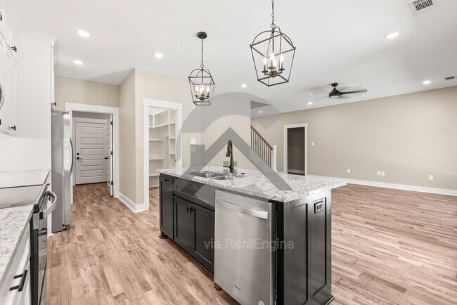 Foto del edificio - 1295 Acuff Ln