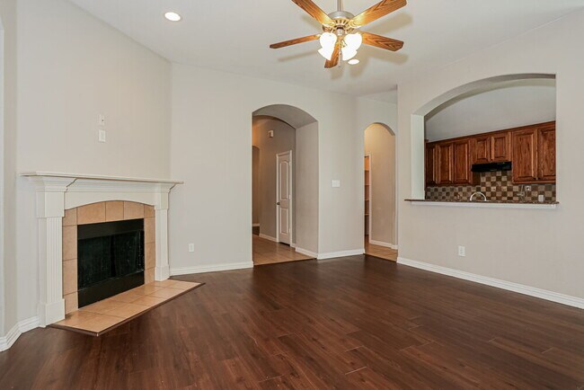 Foto del edificio - 311 Galloping Hill Rd