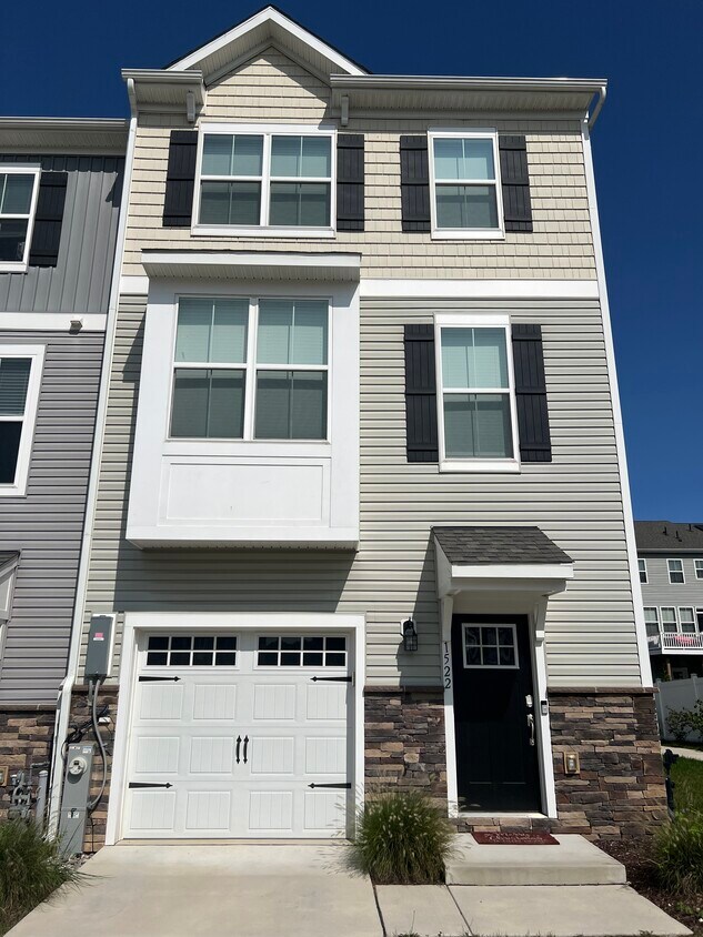 Foto principal - 1522 Hudson View Rd