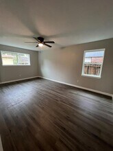 Building Photo - 9622 Vilven Ln