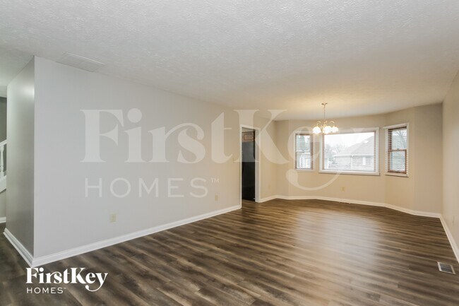 Foto del edificio - 458 Pebble Way