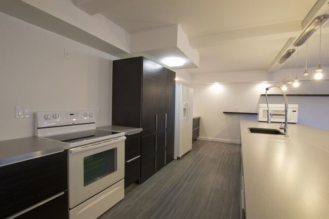 Foto del edificio - 7960 E Camelback Rd