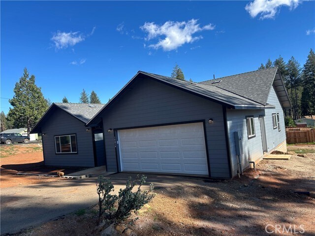 Foto del edificio - 14014 Creston Rd