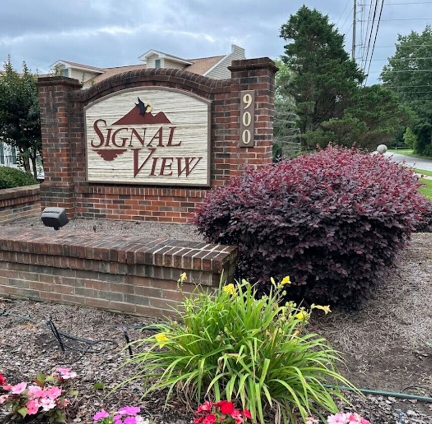 Foto principal - 4 BED 2 BATH CONDO COMING SOON!