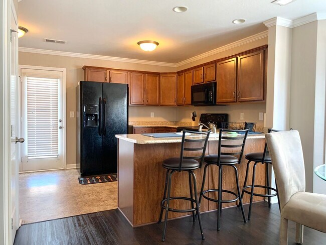 Foto del edificio - 337 Sam Houston Cir