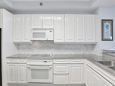 Building Photo - 13601 Perdido Key Dr