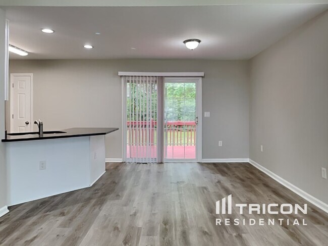 Foto del edificio - 517 Parker St