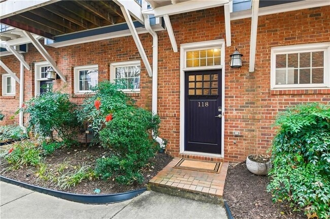 Building Photo - 1258 DeKalb Ave NE