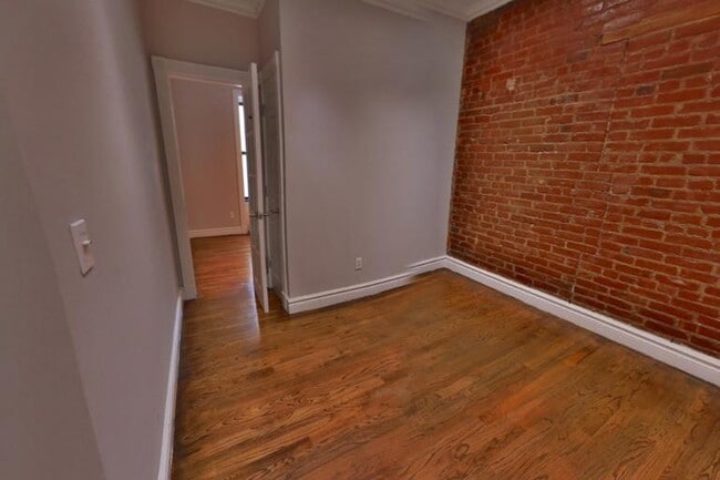 Building Photo - 221 E 23rd St