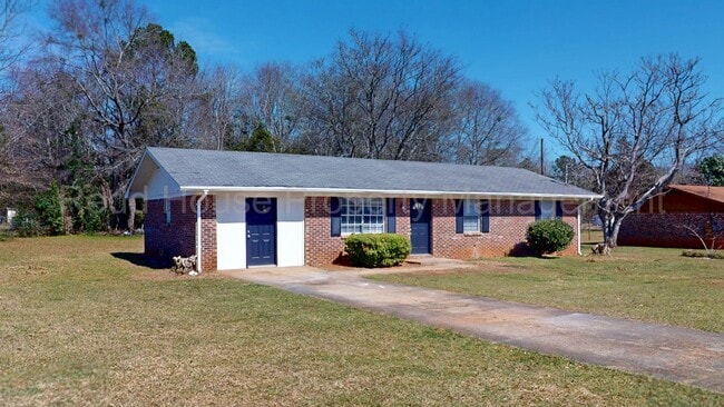 Building Photo - 103 Sherwin St