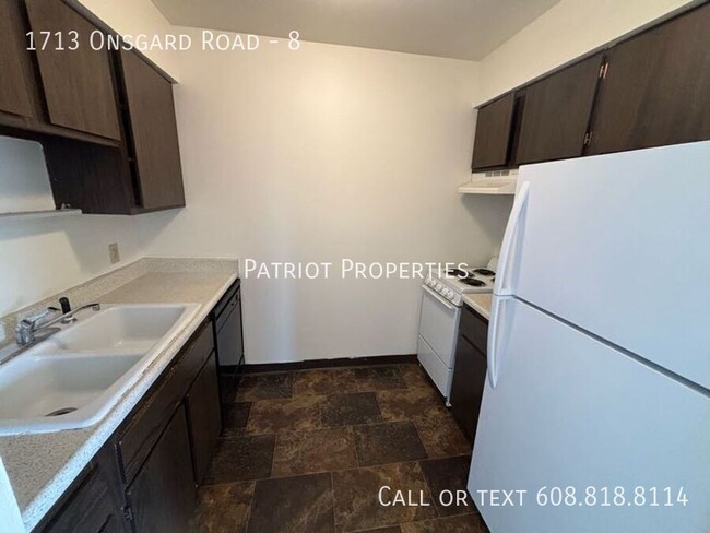 Foto del edificio - 2 bedroom/ 1 bath apartment in Madison, WI