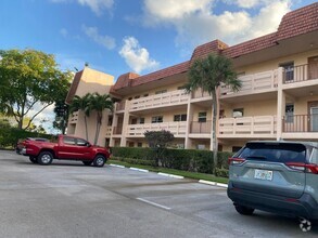 Building Photo - 14721 Bonaire Blvd