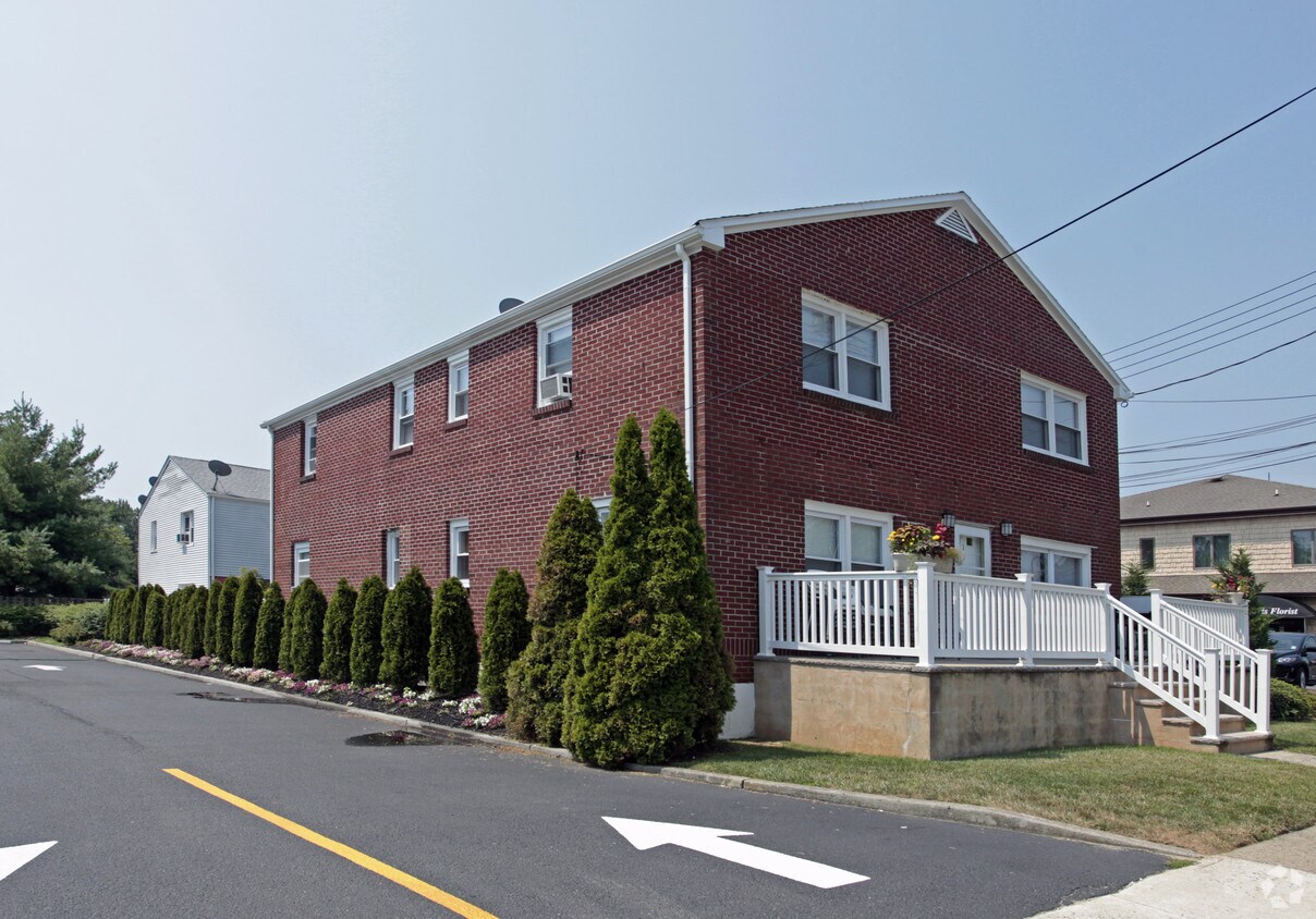 819 16th Ave, Belmar, NJ 07719 Apartments in Belmar, NJ