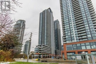 Building Photo - 2220 Lake Shore Blvd W