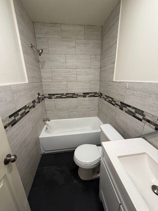 Foto del edificio - 4 Bedroom House