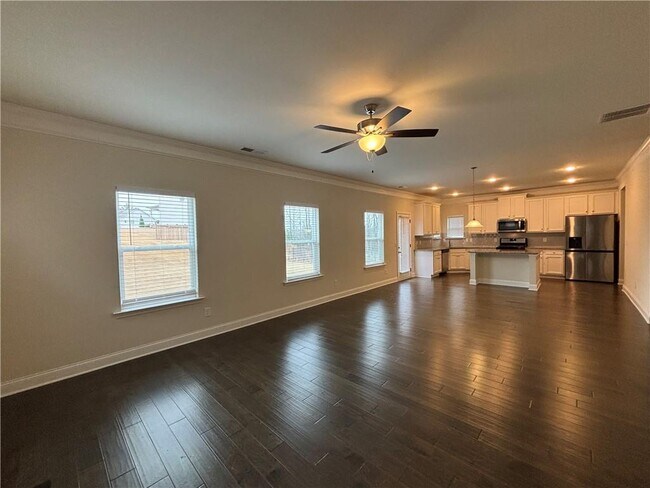 Foto del edificio - 5123 Woodline View Ln