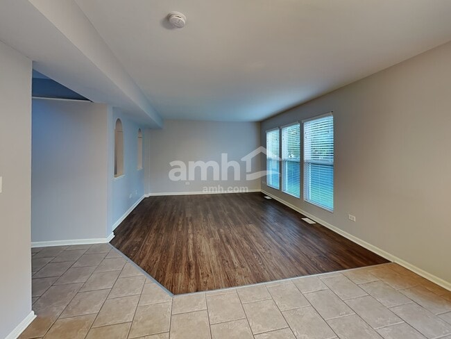 Building Photo - 3609 Old Renwick Trl