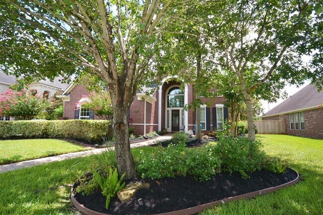 Foto del edificio - 7902 Silent Forest Dr