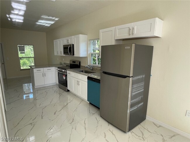 Building Photo - 13049 Appleby Dr