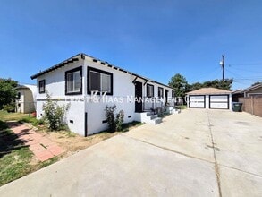 Building Photo - 6613 San Luis St