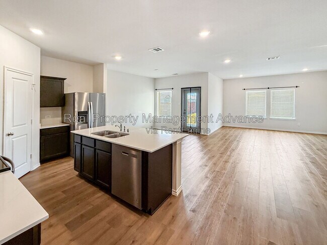 Foto del edificio - 6308 Rocky Point Rd