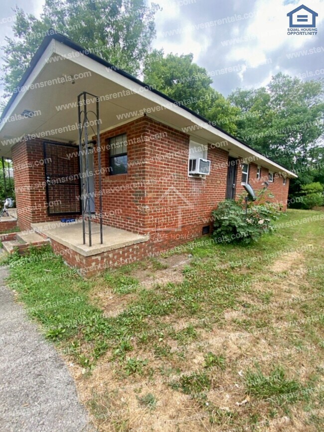 Building Photo - 3710 Central Ave