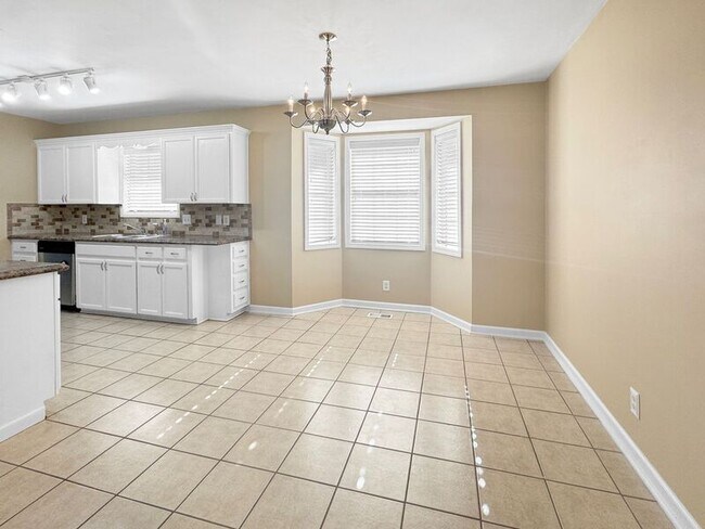 Foto del edificio - 5955 E 36th St