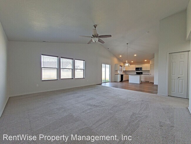 Foto del edificio - 4 br, 2 bath House - 12710 Ironstone Dr