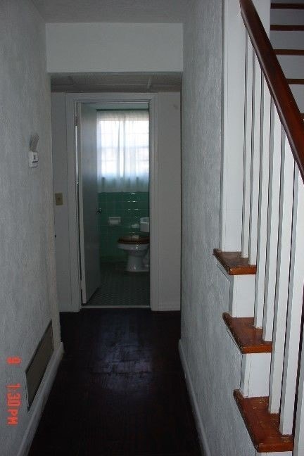 Building Photo - 428 N Peninsula Dr