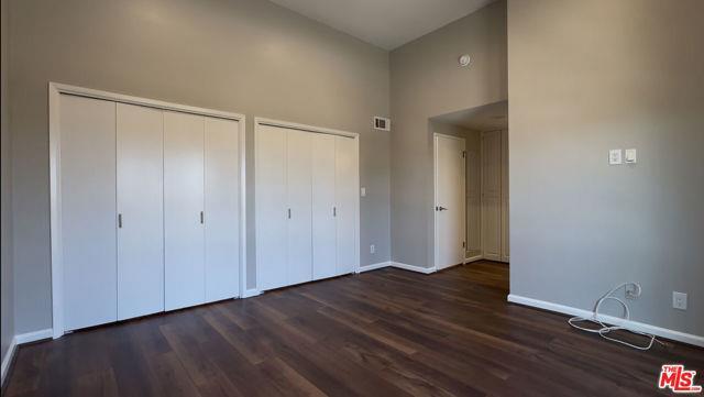 Foto principal - 11260 Overland Ave