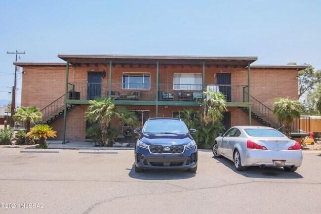 Foto del edificio - 3208 East Almartin Street, Unit 3218