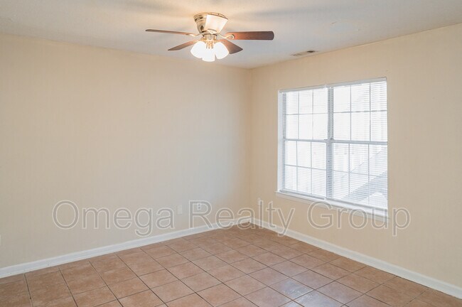 Foto del edificio - 3328 Meridian St N