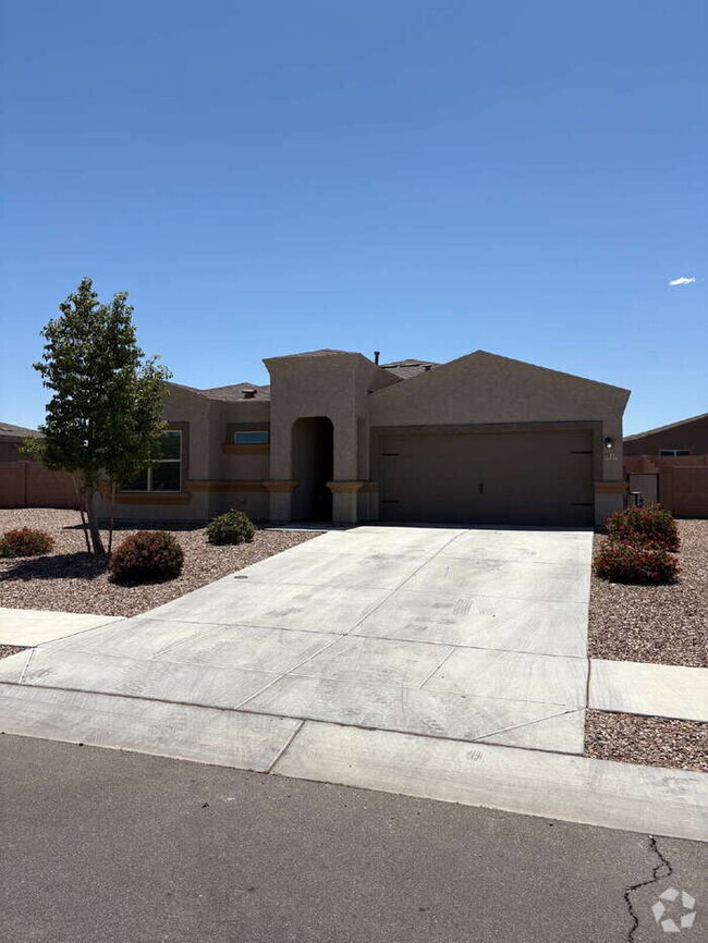 Building Photo - 7515 W Teton Rd