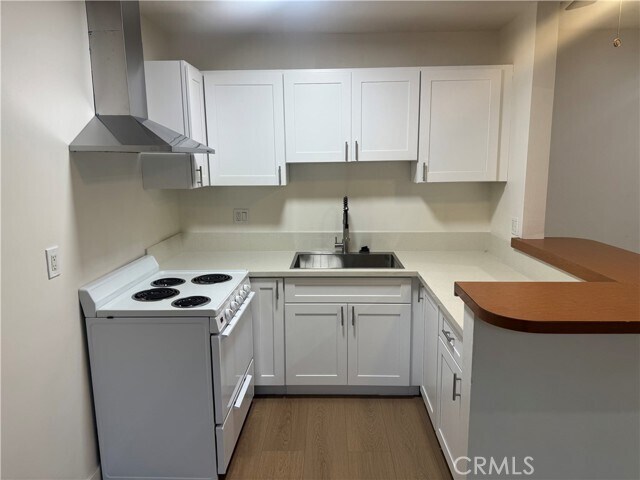 Foto del edificio - 1041 Bennett Ave