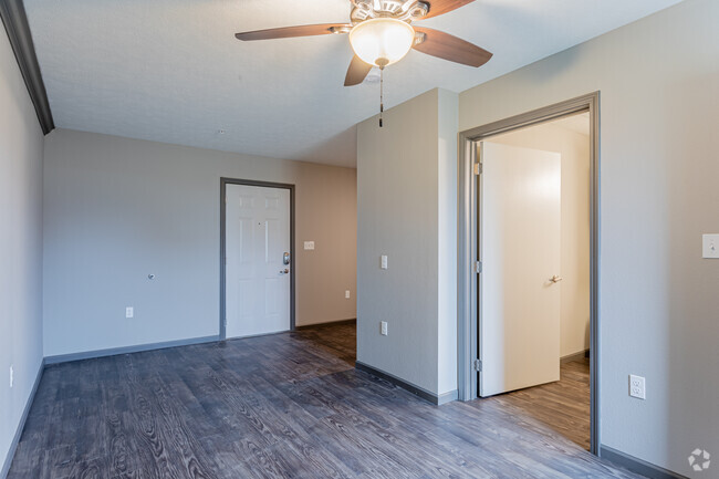 Studio, 1BA - 334 SF - Northgate Apartments