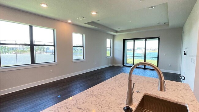 Foto del edificio - 18519 Dayspring Pl