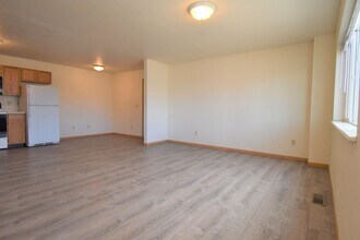 Building Photo - 2491 Wheeler Dr