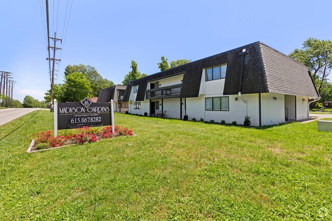 Building Photo - 800 Anderson Ln