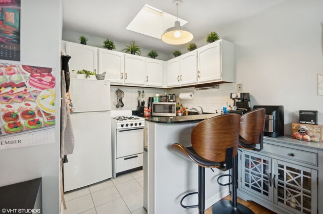 Foto del edificio - 2201 N Cleveland Ave