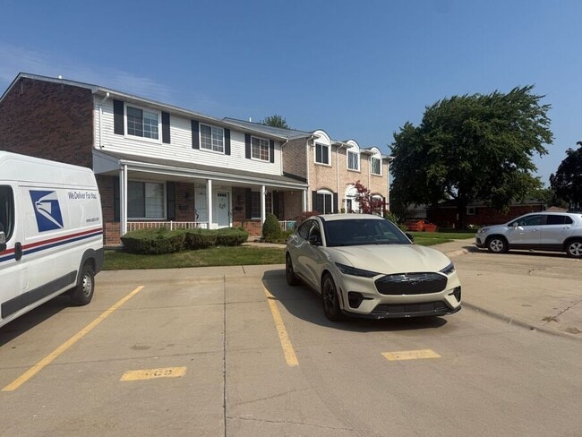 Building Photo - 15109 El Dorado Ter-