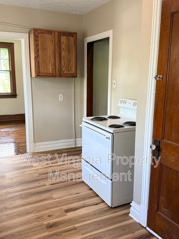 Foto del edificio - 102 Temple St