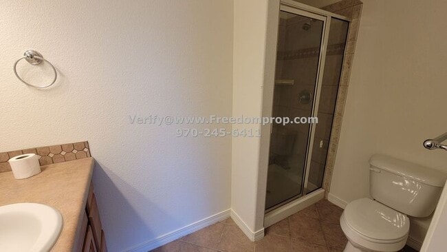 Foto del edificio - 555 Garden Grove Ct