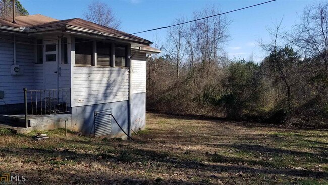 Building Photo - 1781 Plunkett Rd