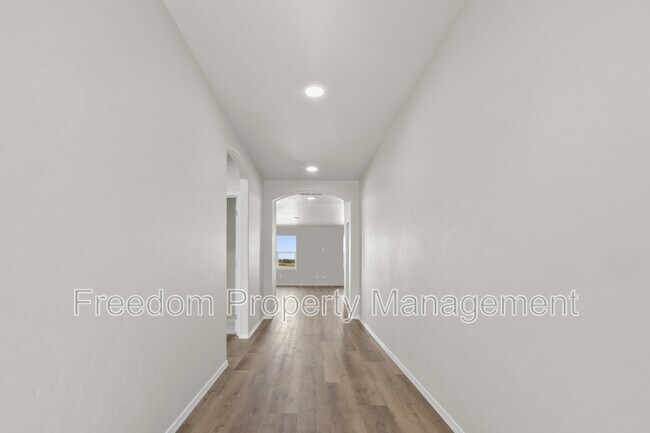 Foto del edificio - 3115 River Bluff Ct